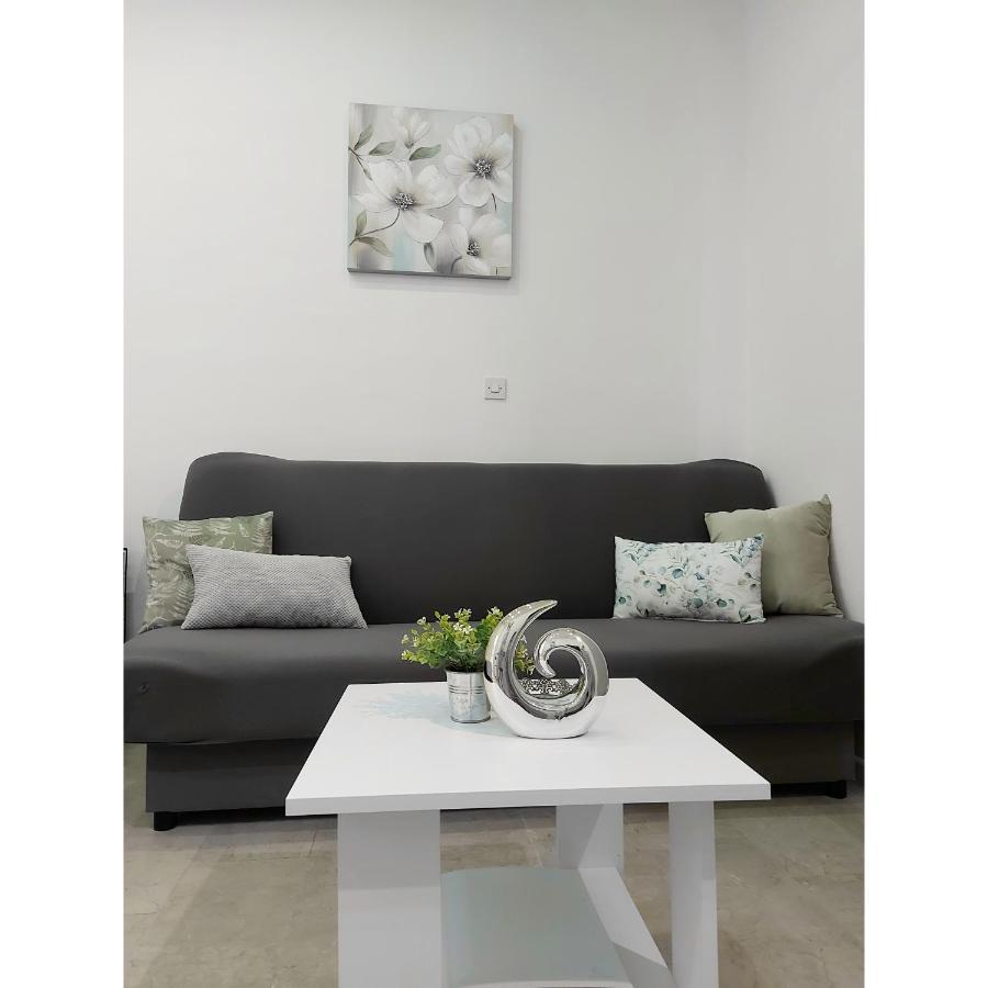 Studio Apartment Lee Split Exterior foto